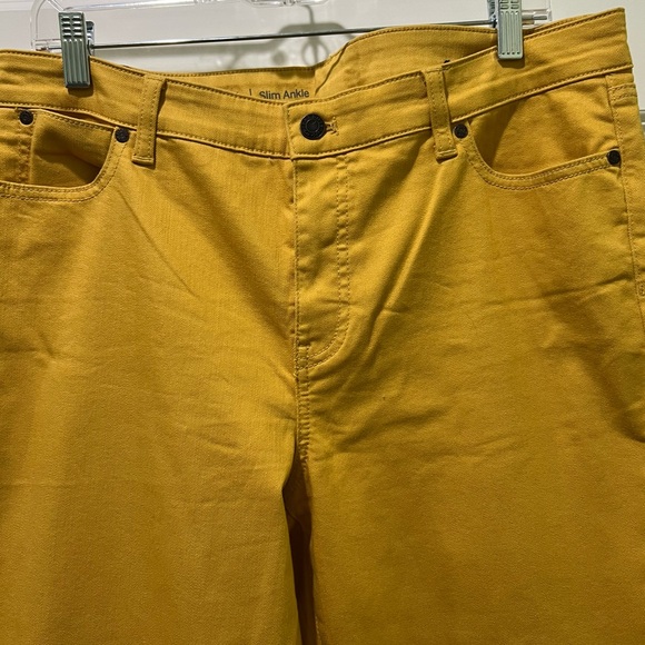 NWOT Talbots Flawless slim ankle. Size 14P - Picture 4 of 8